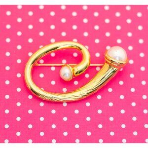 Vintage Spiral Pearl Head Brooch - P14